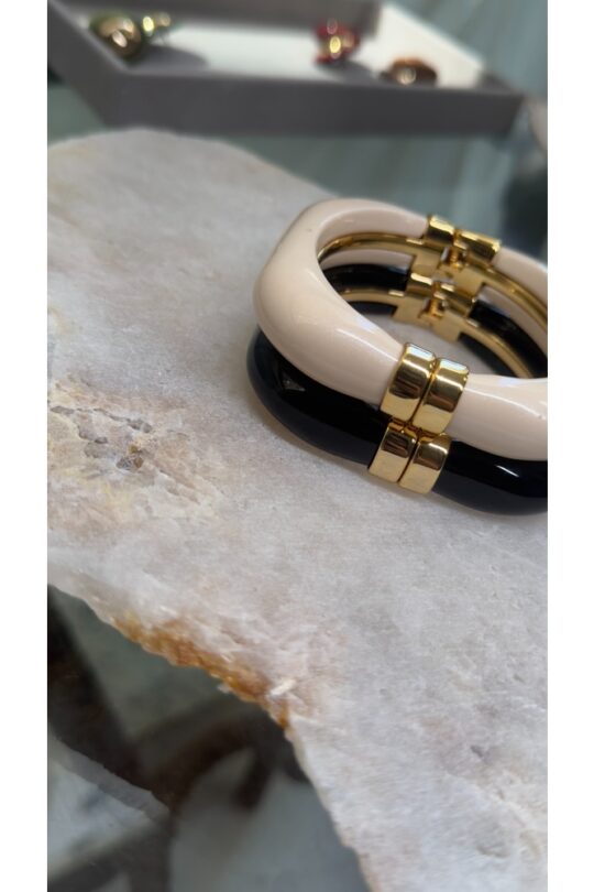 Bracelete Maxi Quadrado – Branco ou Preto