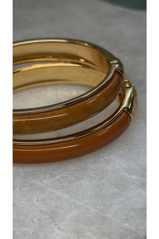 Bracelete com variações de cores
