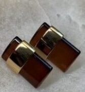 Brinco Acrílico Marrom com Dourado
