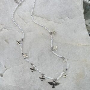 Choker Cristais com Divino Espírito Santo – Banho de Prata